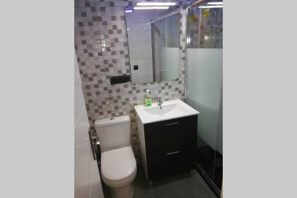 Apartamento Centrico , Wifi + Desayuno Logrono Exterior photo